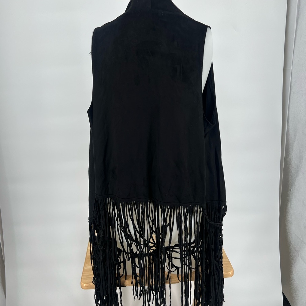 Do Everything in Love Black Fringe suede fringe  vest - Picture 4 of 7